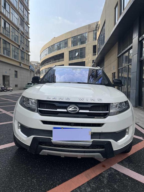 Land wind Landwind X7 в цвете и кузовом – это идеальный выбор среди китайских автомобилей. Доступная цена и надежность гарантированы.