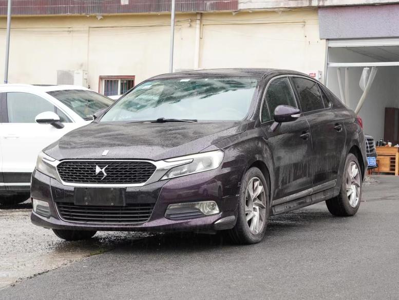 DS DS 5LS в цвете и кузовом – это идеальный выбор среди китайских автомобилей. Доступная цена и надежность гарантированы.