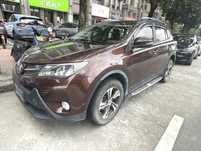 Toyota Toyota Rav4 в цвете и кузовом – это идеальный выбор среди китайских автомобилей. Доступная цена и надежность гарантированы.
