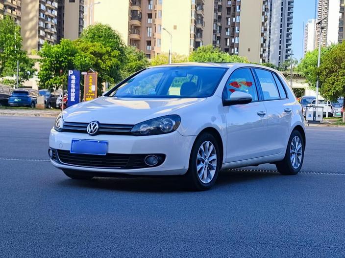 Volkswagen Volkswagen Golf в цвете и кузовом – это идеальный выбор среди китайских автомобилей. Доступная цена и надежность гарантированы.