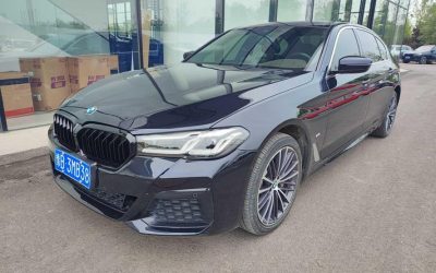 BMW BMW 3 Series в цвете и кузовом – это идеальный выбор среди китайских автомобилей. Доступная цена и надежность гарантированы.