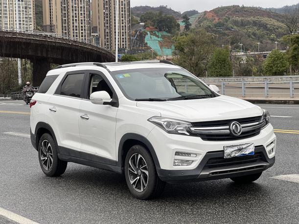 Dongfeng FENGON FENGON S560 в цвете и кузовом – это идеальный выбор среди китайских автомобилей. Доступная цена и надежность гарантированы.
