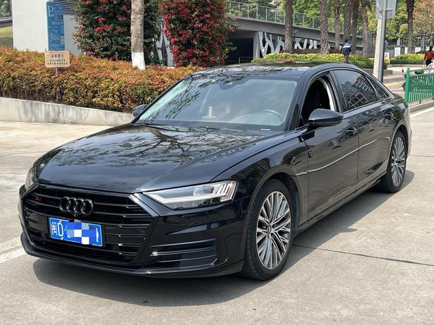 Audi Audi A8 в цвете и кузовом – это идеальный выбор среди китайских автомобилей. Доступная цена и надежность гарантированы.