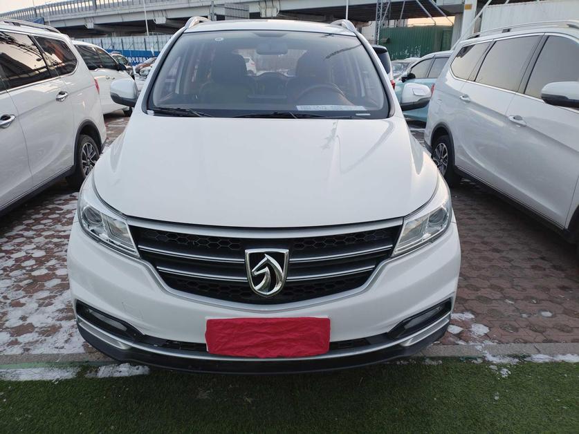 Baojun Baojun 730 в цвете и кузовом – это идеальный выбор среди китайских автомобилей. Доступная цена и надежность гарантированы.