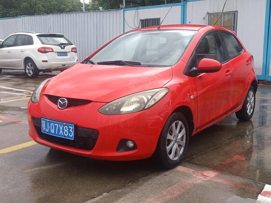 Mazda Mazda 2 в цвете и кузовом – это идеальный выбор среди китайских автомобилей. Доступная цена и надежность гарантированы.