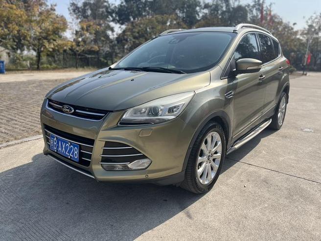 Ford Ford Kuga в цвете и кузовом – это идеальный выбор среди китайских автомобилей. Доступная цена и надежность гарантированы.
