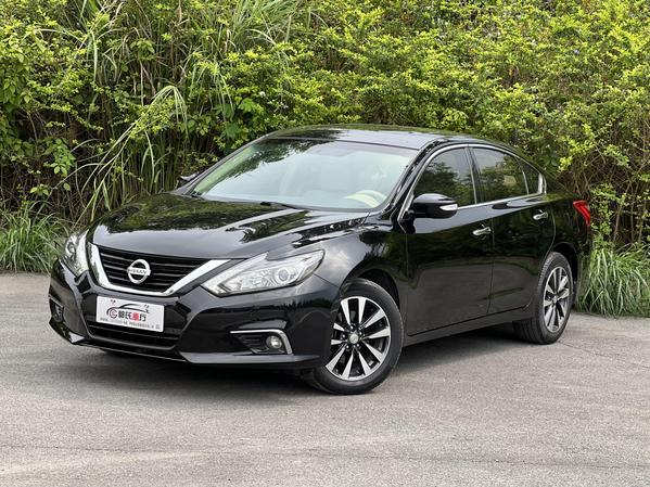 Nissan Nissan Altima в цвете и кузовом – это идеальный выбор среди китайских автомобилей. Доступная цена и надежность гарантированы.