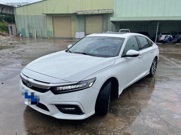 Honda Honda Inspire в цвете и кузовом – это идеальный выбор среди китайских автомобилей. Доступная цена и надежность гарантированы.