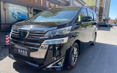 Toyota Toyota Corolla Cross в цвете и кузовом – это идеальный выбор среди китайских автомобилей. Доступная цена и надежность гарантированы.