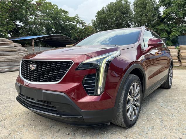 Cadillac Cadillac XT4 в цвете и кузовом – это идеальный выбор среди китайских автомобилей. Доступная цена и надежность гарантированы.
