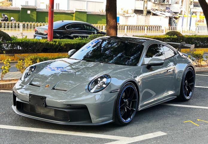 Porsche Porsche 911 в цвете и кузовом – это идеальный выбор среди китайских автомобилей. Доступная цена и надежность гарантированы.