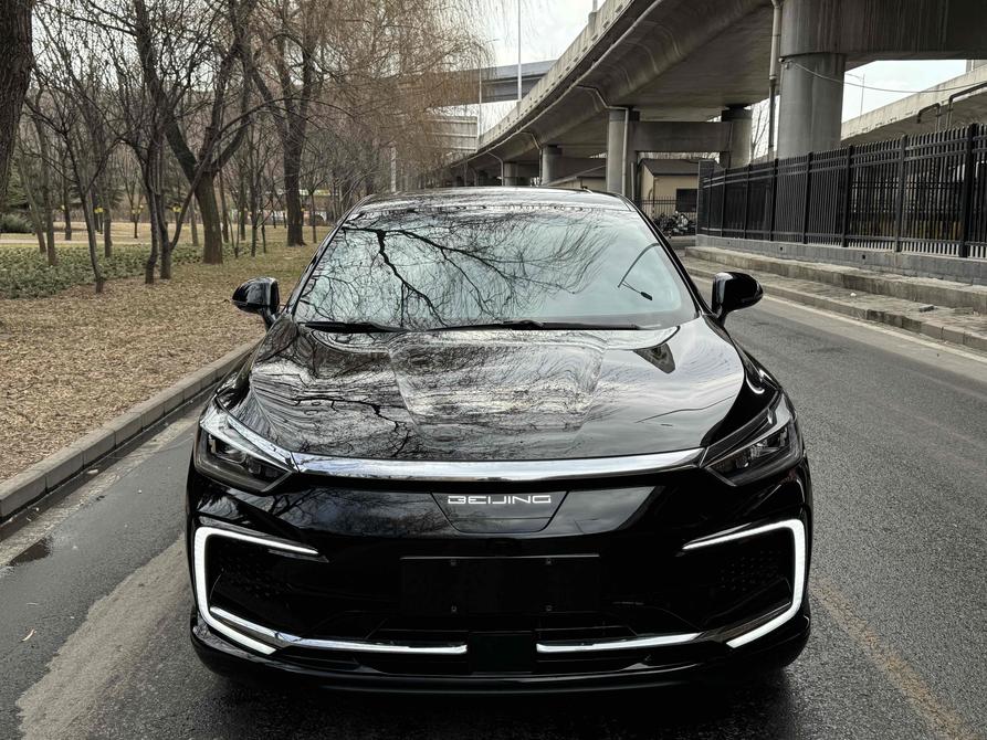 BAIC Motor BAIC EU7 в цвете и кузовом – это идеальный выбор среди китайских автомобилей. Доступная цена и надежность гарантированы.