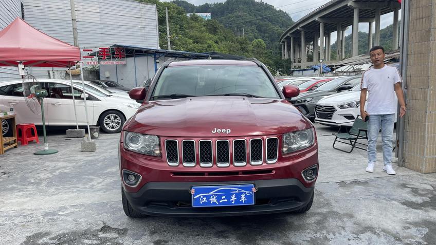 Jeep Jeep Compass в цвете и кузовом – это идеальный выбор среди китайских автомобилей. Доступная цена и надежность гарантированы.