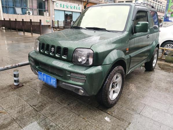Suzuki Suzuki Jimny в цвете и кузовом – это идеальный выбор среди китайских автомобилей. Доступная цена и надежность гарантированы.