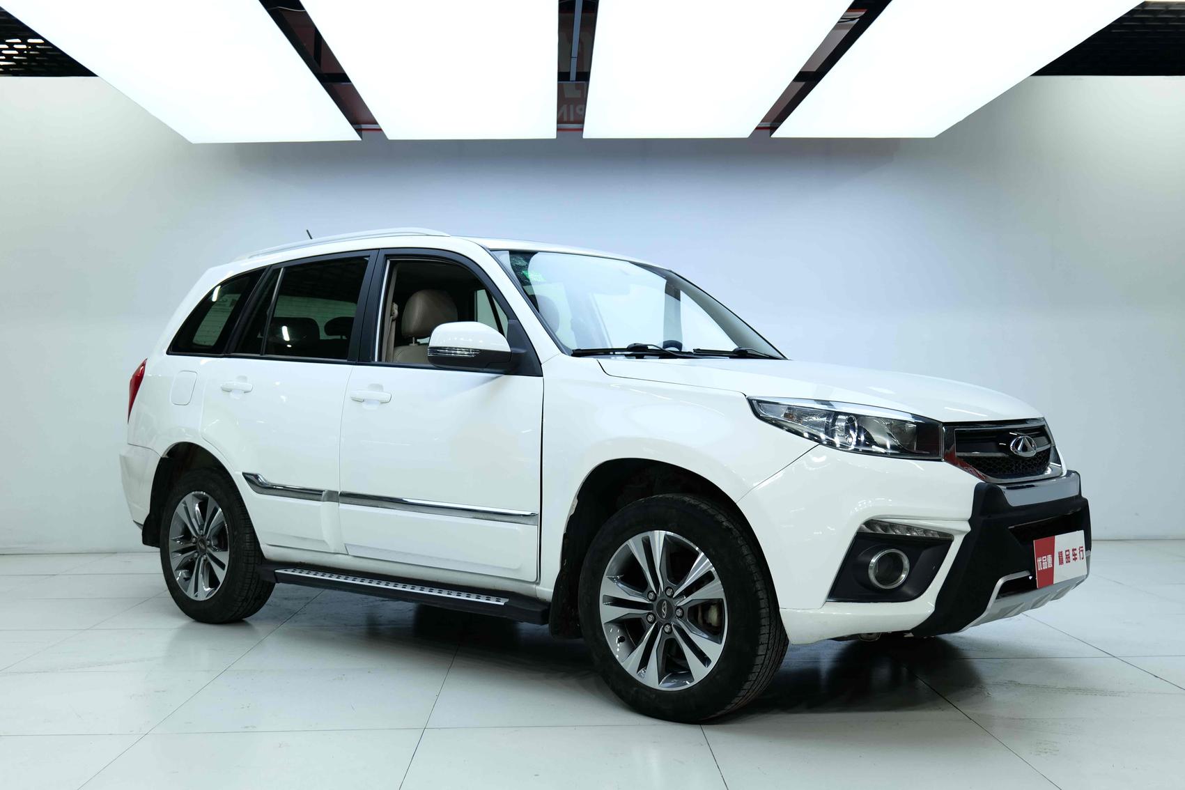 Chery Chery Tiggo 3 в цвете и кузовом – это идеальный выбор среди китайских автомобилей. Доступная цена и надежность гарантированы.