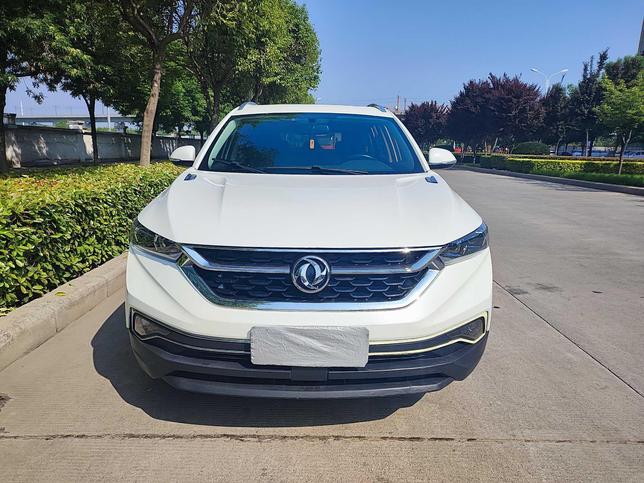 Dongfeng Aeolus Dongfeng Aeolus AX7 в цвете и кузовом – это идеальный выбор среди китайских автомобилей. Доступная цена и надежность гарантированы.