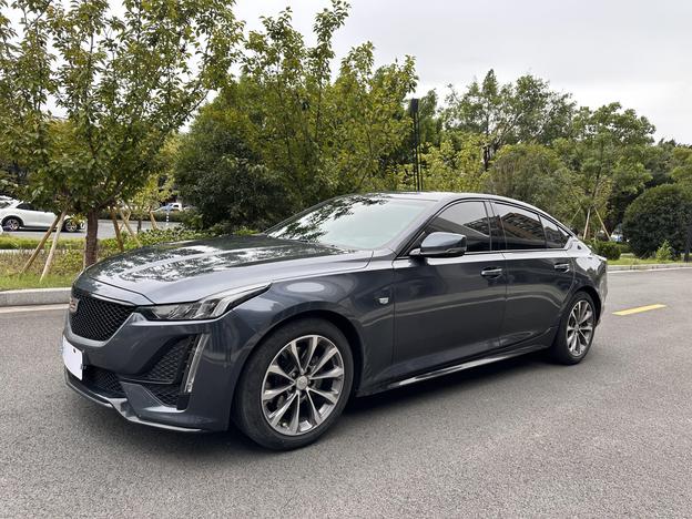 Cadillac Cadillac CT5 в цвете и кузовом – это идеальный выбор среди китайских автомобилей. Доступная цена и надежность гарантированы.
