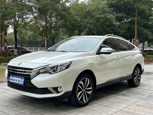 Venucia Venucia T90 в цвете и кузовом – это идеальный выбор среди китайских автомобилей. Доступная цена и надежность гарантированы.