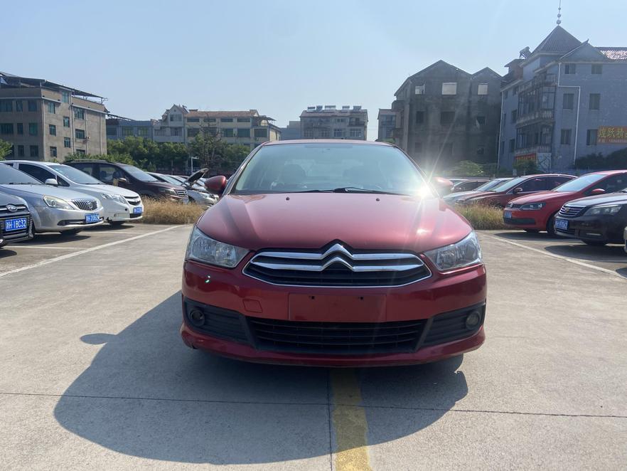 Citroen Citroen C-Quatre в цвете и кузовом – это идеальный выбор среди китайских автомобилей. Доступная цена и надежность гарантированы.