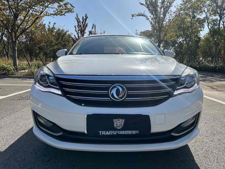 Dongfeng Aeolus Dongfeng Aeolus A60 в цвете и кузовом – это идеальный выбор среди китайских автомобилей. Доступная цена и надежность гарантированы.