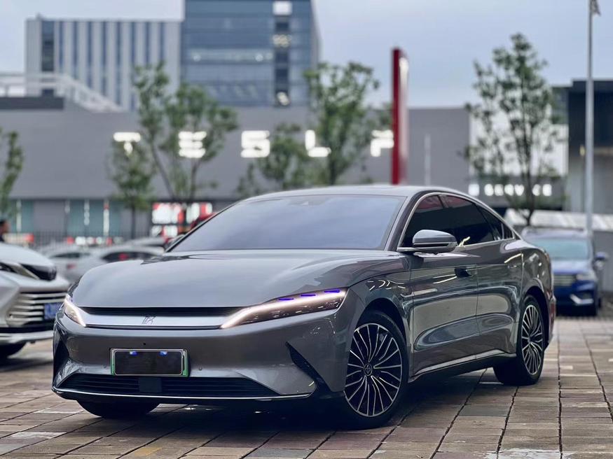 BYD BYD Han в цвете и кузовом – это идеальный выбор среди китайских автомобилей. Доступная цена и надежность гарантированы.