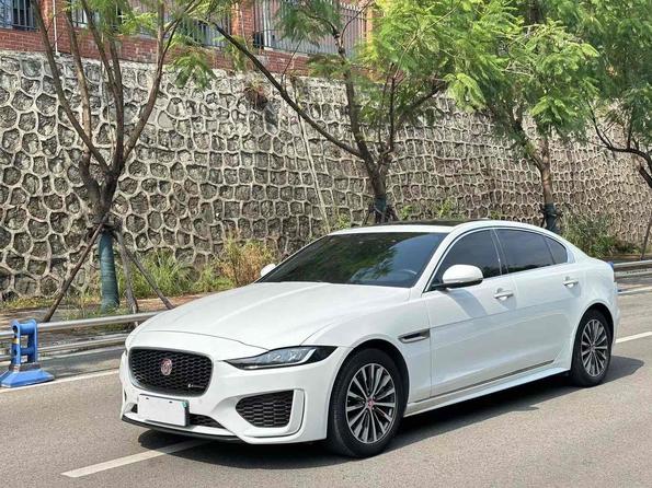 Jaguar Jaguar XEL в цвете и кузовом – это идеальный выбор среди китайских автомобилей. Доступная цена и надежность гарантированы.