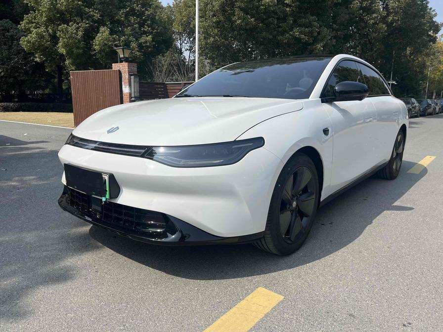 LEAPMOTOR Leapmotor C01 в цвете и кузовом – это идеальный выбор среди китайских автомобилей. Доступная цена и надежность гарантированы.