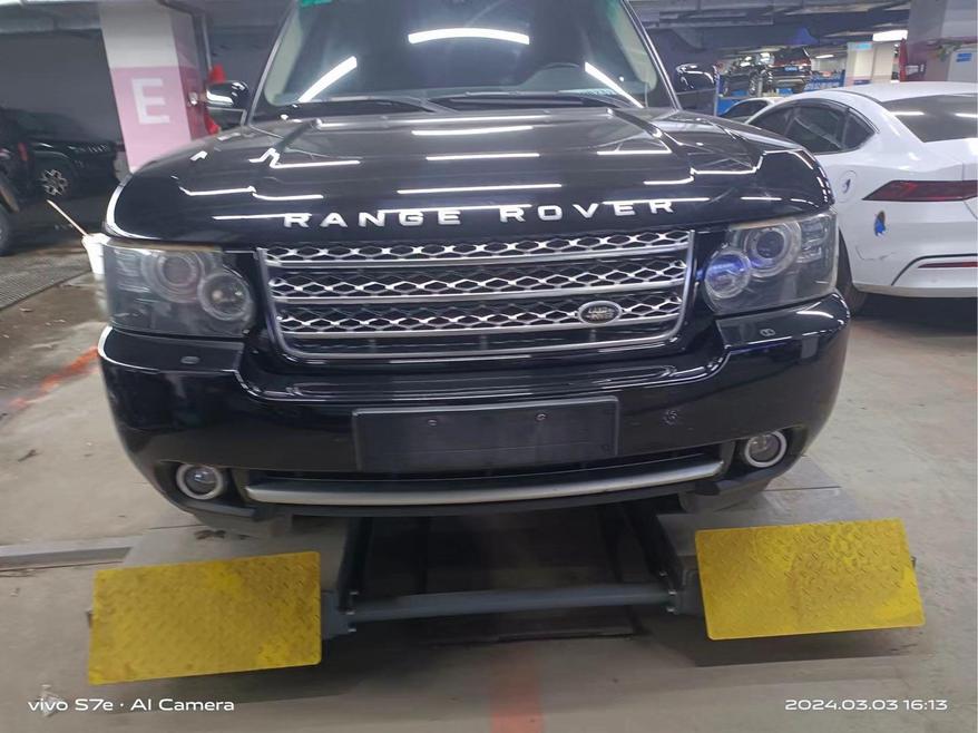 Land Rover Land Rover Range Rover в цвете и кузовом – это идеальный выбор среди китайских автомобилей. Доступная цена и надежность гарантированы.
