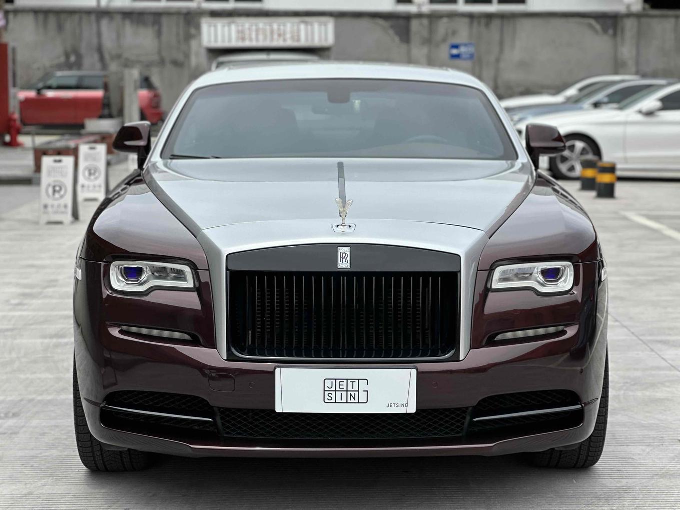 Rolls-Royce Rolls-Royce Wraith в цвете и кузовом – это идеальный выбор среди китайских автомобилей. Доступная цена и надежность гарантированы.