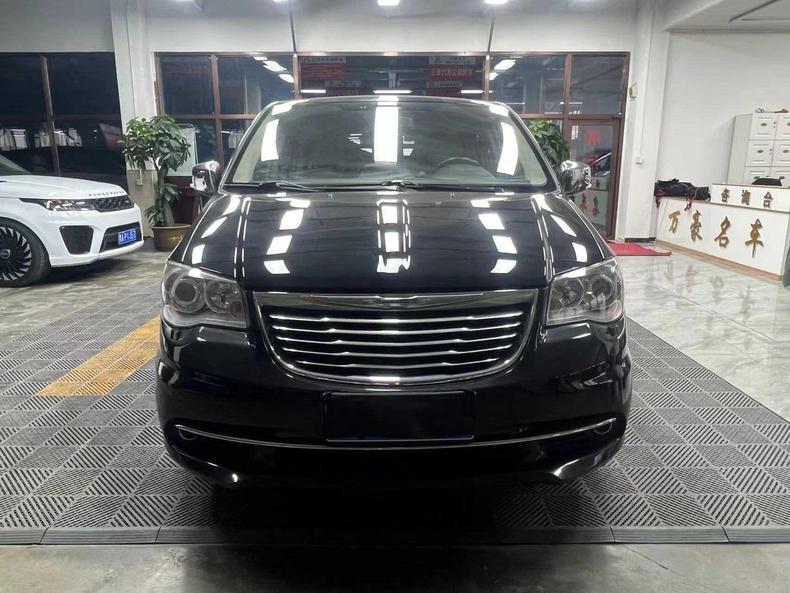 Chrysler Chrysler Pacifica в цвете и кузовом – это идеальный выбор среди китайских автомобилей. Доступная цена и надежность гарантированы.