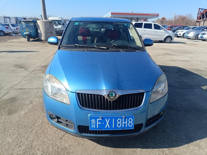 Skoda Skoda Fabia в цвете и кузовом – это идеальный выбор среди китайских автомобилей. Доступная цена и надежность гарантированы.