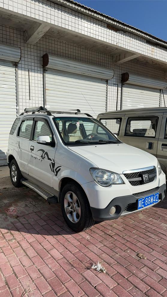 Zotye Zotye 5008 в цвете и кузовом – это идеальный выбор среди китайских автомобилей. Доступная цена и надежность гарантированы.