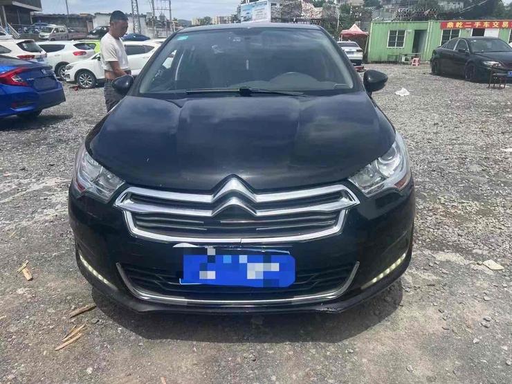 Citroen Citroen C4L в цвете и кузовом – это идеальный выбор среди китайских автомобилей. Доступная цена и надежность гарантированы.