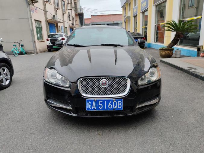 Jaguar Jaguar XF в цвете и кузовом – это идеальный выбор среди китайских автомобилей. Доступная цена и надежность гарантированы.