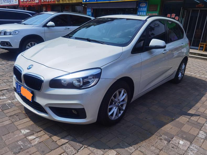 BMW BMW 2 Series в цвете и кузовом – это идеальный выбор среди китайских автомобилей. Доступная цена и надежность гарантированы.