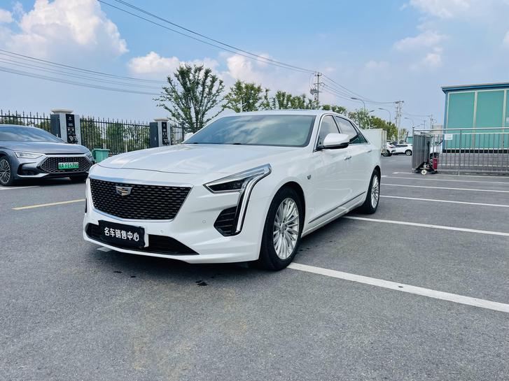 Cadillac Cadillac CT6 в цвете и кузовом – это идеальный выбор среди китайских автомобилей. Доступная цена и надежность гарантированы.