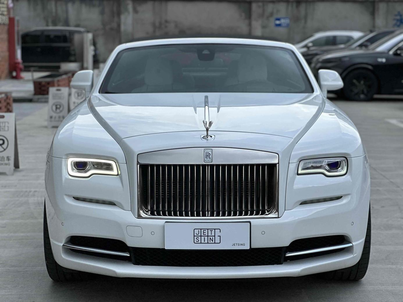 Rolls-Royce Rolls-Royce Dawn в цвете и кузовом – это идеальный выбор среди китайских автомобилей. Доступная цена и надежность гарантированы.
