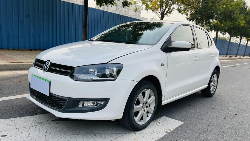 Volkswagen Volkswagen Polo в цвете и кузовом – это идеальный выбор среди китайских автомобилей. Доступная цена и надежность гарантированы.