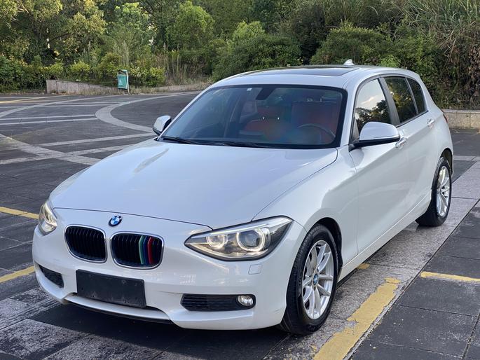 BMW BMW 1 Series в цвете и кузовом – это идеальный выбор среди китайских автомобилей. Доступная цена и надежность гарантированы.