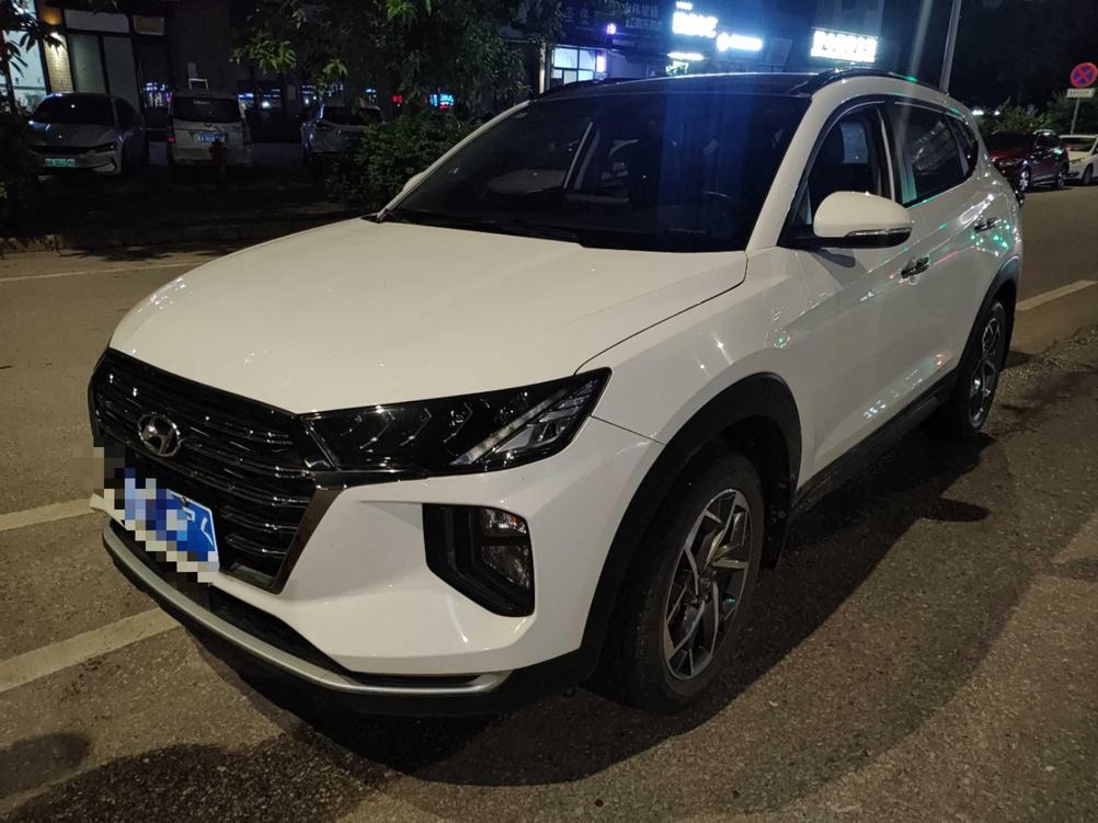 Hyundai Hyundai Tucson в цвете и кузовом – это идеальный выбор среди китайских автомобилей. Доступная цена и надежность гарантированы.