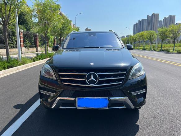 4WD 4WD в цвете 4WD и кузовом 4WD – это идеальный выбор среди китайских автомобилей. Доступная цена и надежность гарантированы.