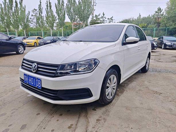Volkswagen Volkswagen Santana в цвете и кузовом – это идеальный выбор среди китайских автомобилей. Доступная цена и надежность гарантированы.