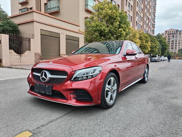 Mercedes-Benz Mercedes-Benz C-Class в цвете и кузовом – это идеальный выбор среди китайских автомобилей. Доступная цена и надежность гарантированы.