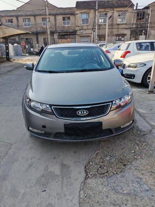 Kia Kia Forte в цвете и кузовом – это идеальный выбор среди китайских автомобилей. Доступная цена и надежность гарантированы.