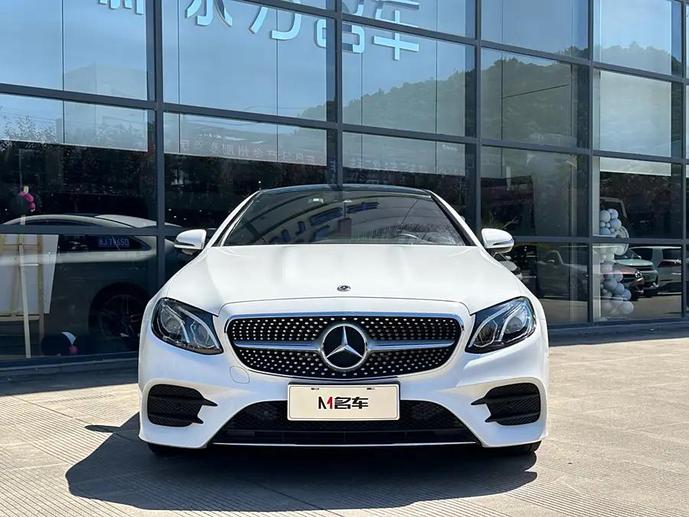 Mercedes-Benz Mercedes-Benz E-Class в цвете и кузовом – это идеальный выбор среди китайских автомобилей. Доступная цена и надежность гарантированы.