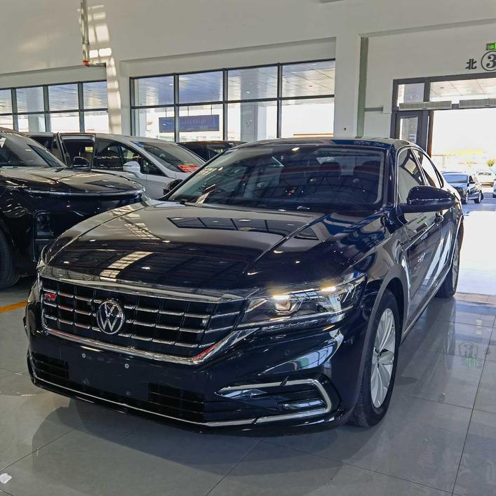 Volkswagen Volkswagen Passat в цвете и кузовом – это идеальный выбор среди китайских автомобилей. Доступная цена и надежность гарантированы.