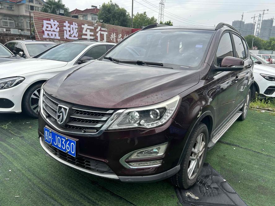 Baojun Baojun 560 в цвете и кузовом – это идеальный выбор среди китайских автомобилей. Доступная цена и надежность гарантированы.