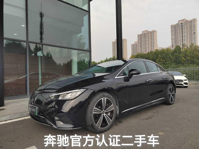 Mercedes-Benz Mercedes-Benz EQE в цвете и кузовом – это идеальный выбор среди китайских автомобилей. Доступная цена и надежность гарантированы.