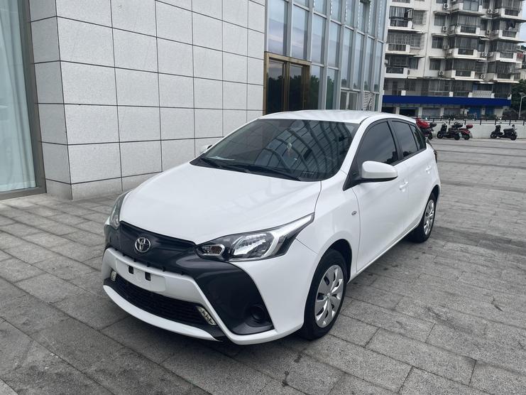 Toyota Toyota YARiS L в цвете и кузовом – это идеальный выбор среди китайских автомобилей. Доступная цена и надежность гарантированы.