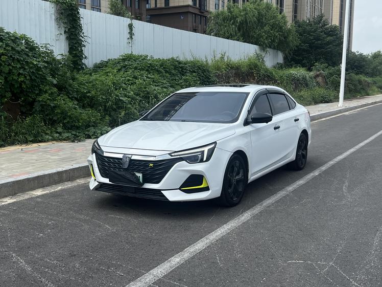 Roewe Roewe i6 MAX EV в цвете и кузовом – это идеальный выбор среди китайских автомобилей. Доступная цена и надежность гарантированы.